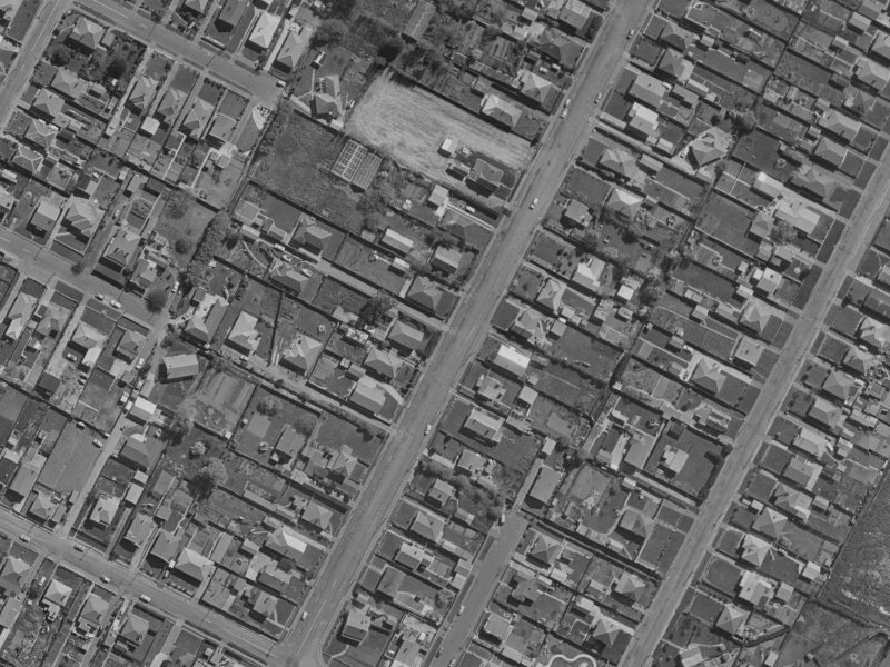 39 Mackworth Street from the air, 1970-1974