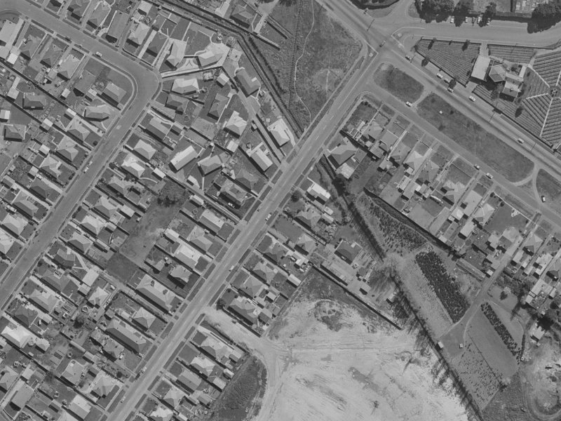 102 Hargood Street from the air, 1970-1974