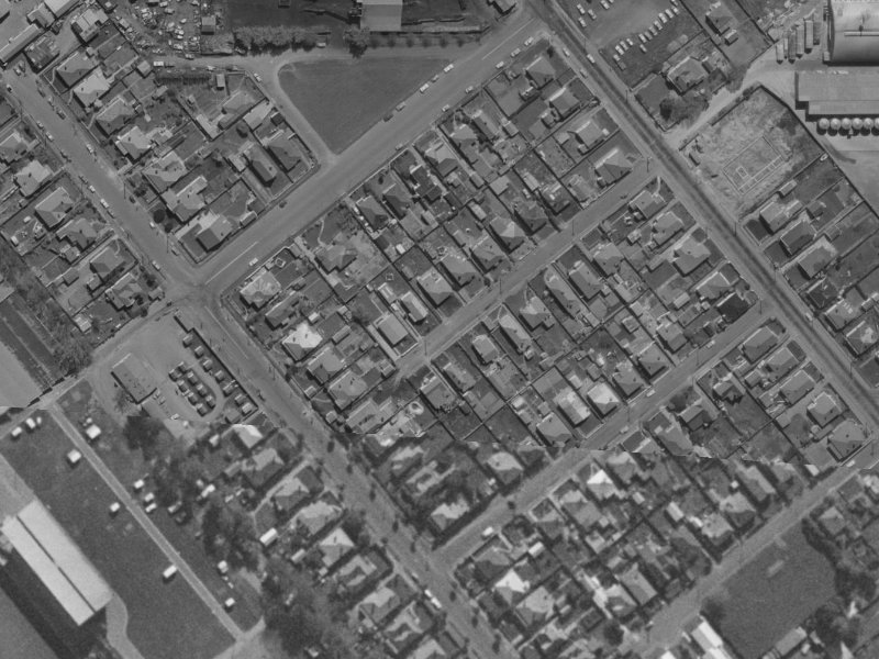 18 Kenilworth Street from the air, 1970-1974