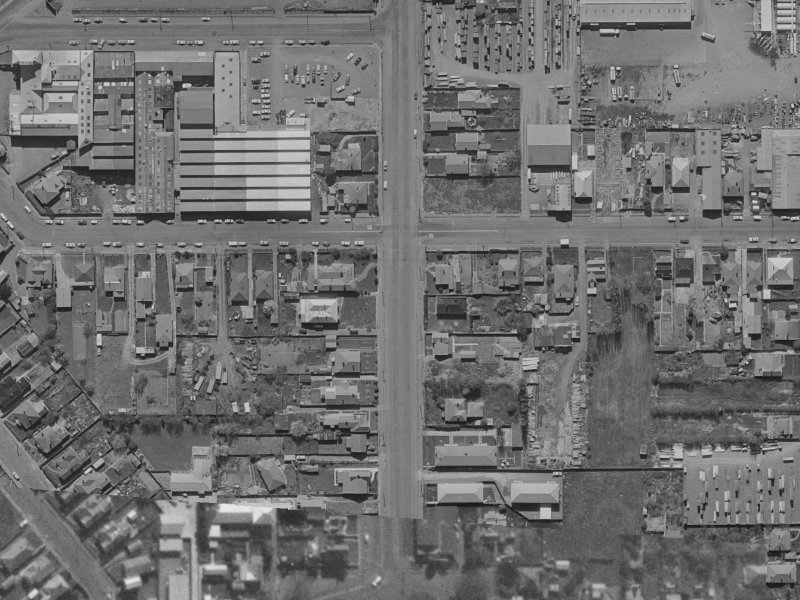 28B Grove Road from the air, 1970-1974