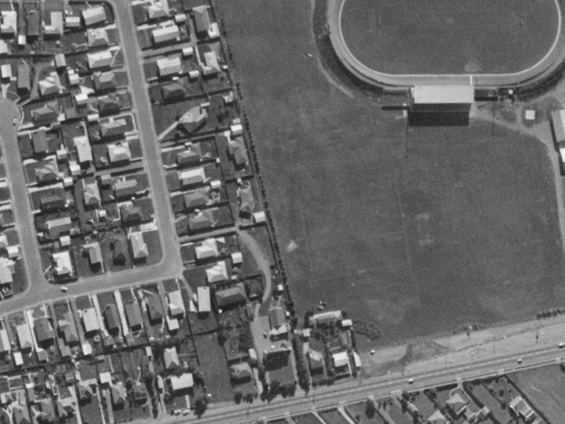 32 Kathleen Crescent from the air, 1970-1974