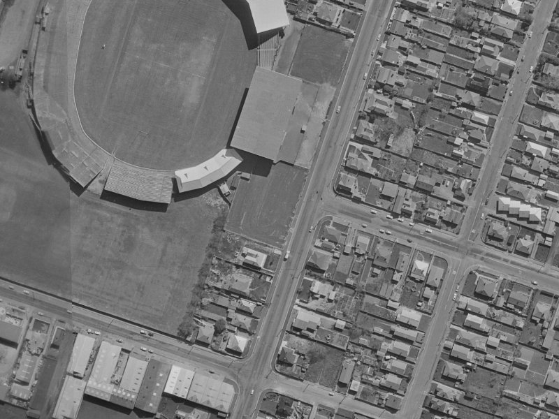 385–391 Wilsons Rd North from the air, 1970-1974