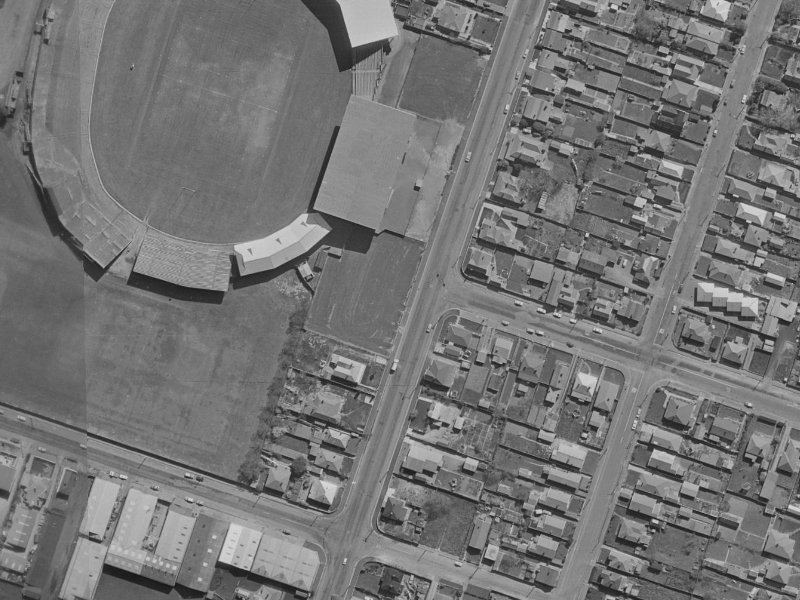 407 Wilsons Road North from the air, 1970-1974