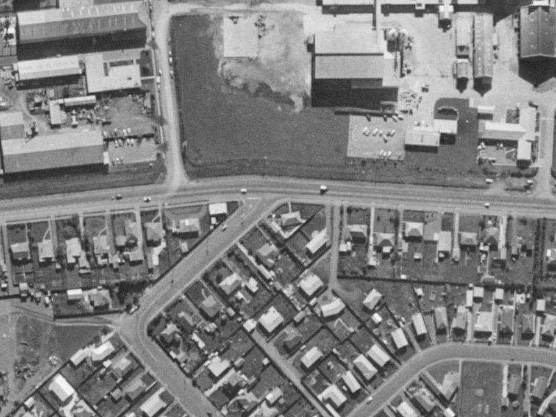 1 Neill Street from the air, 1970-1974
