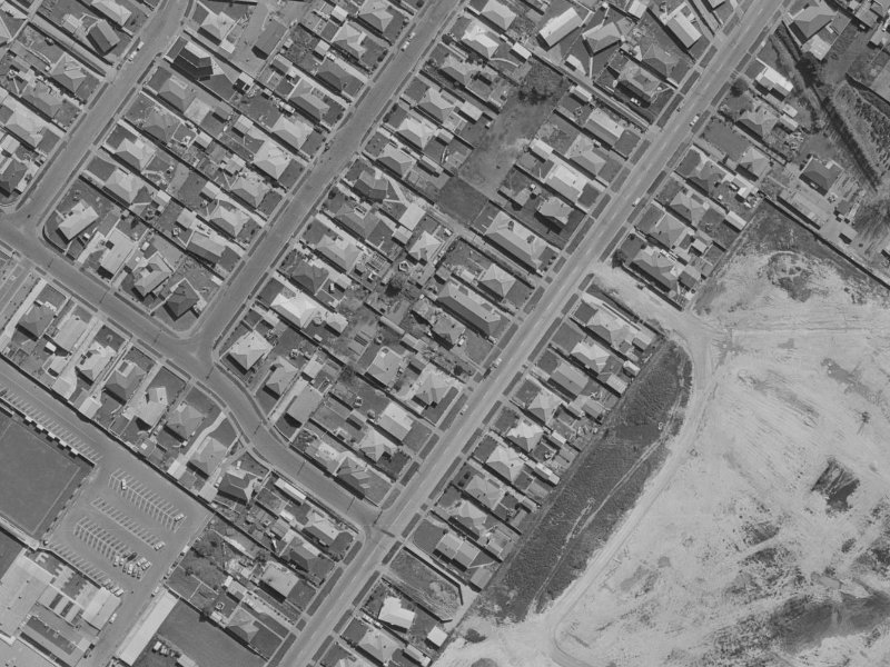 87 Hargood Street from the air, 1970-1974