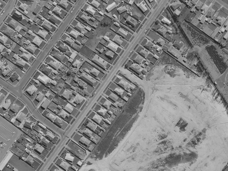 82 Hargood Street from the air, 1970-1974