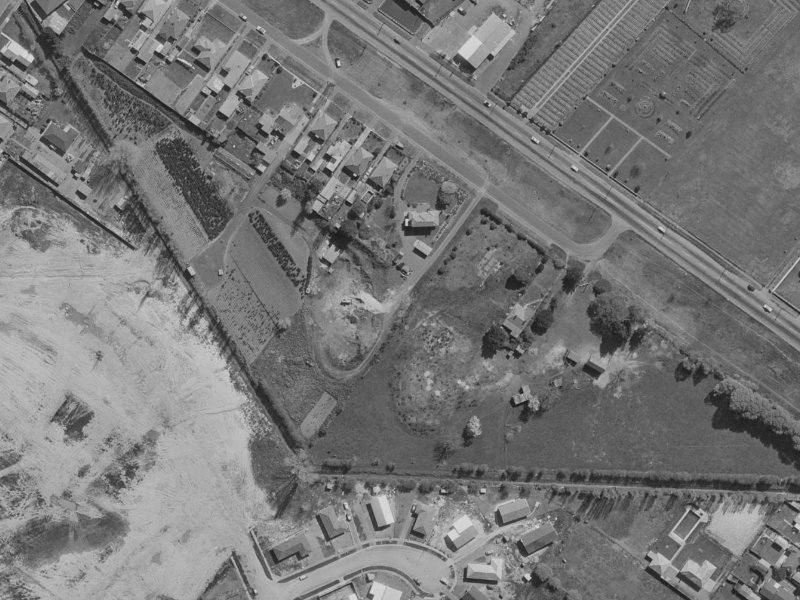4 Shire Lane from the air, 1970-1974