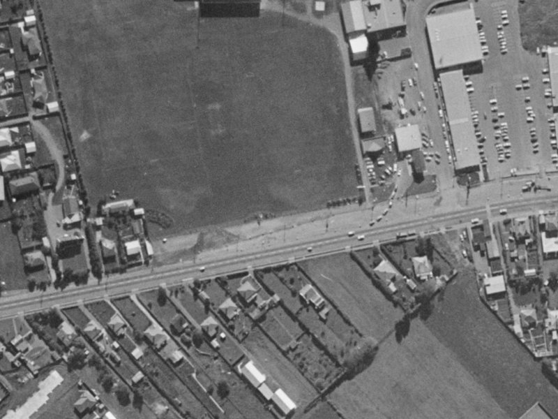 430–442 Main South Road from the air, 1970-1974