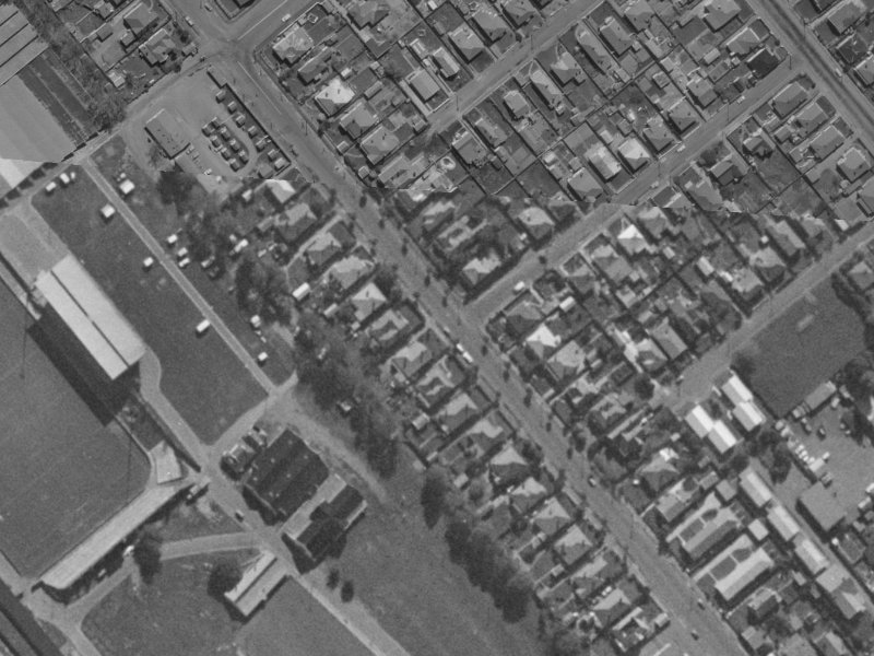 29 Whiteleigh Avenue from the air, 1970-1974