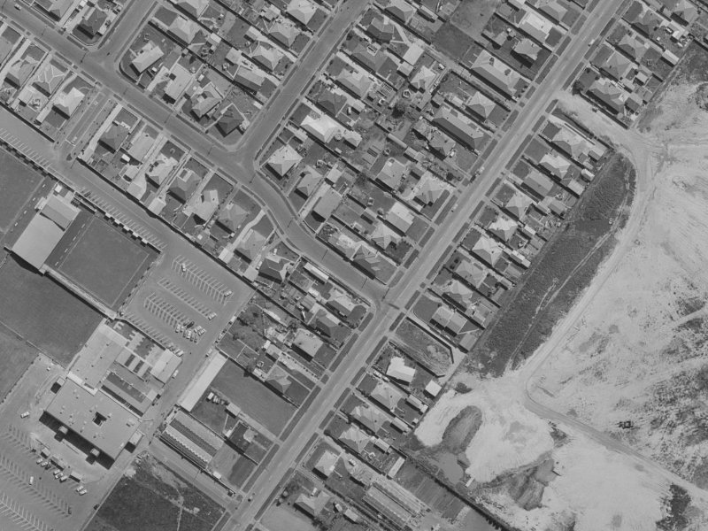 77 Hargood Street from the air, 1970-1974