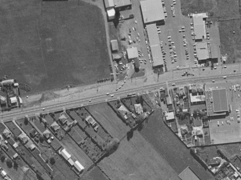 442-440 Main South Road from the air, 1970-1974
