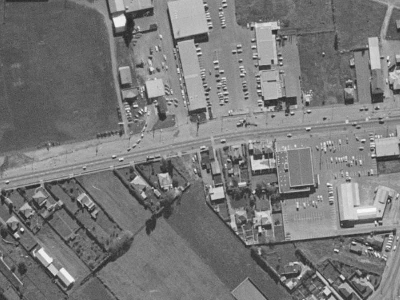 1F Goulding Avenue from the air, 1970-1974