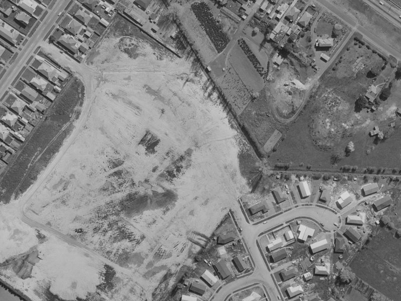 40 Clydesdale Street from the air, 1970-1974