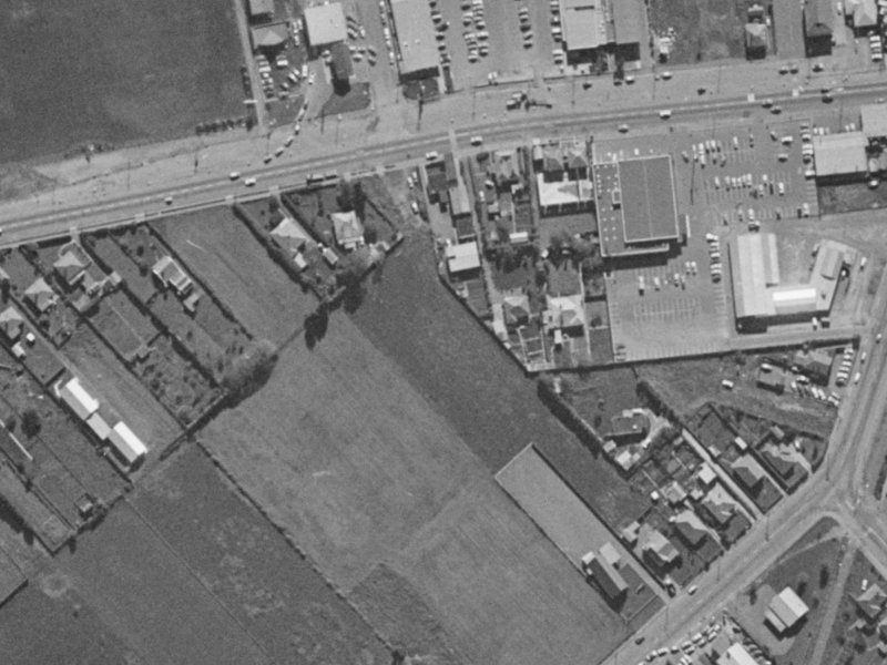 7 Goulding Avenue from the air, 1970-1974