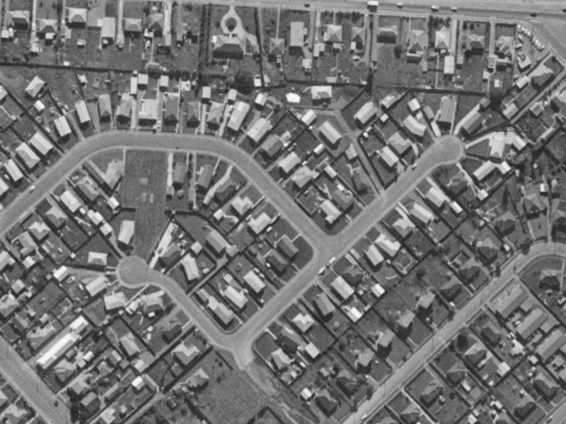 30 Bermuda Drive from the air, 1970-1974