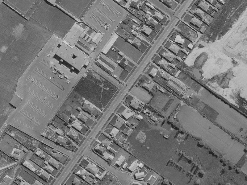 42 Hargood Street from the air, 1970-1974