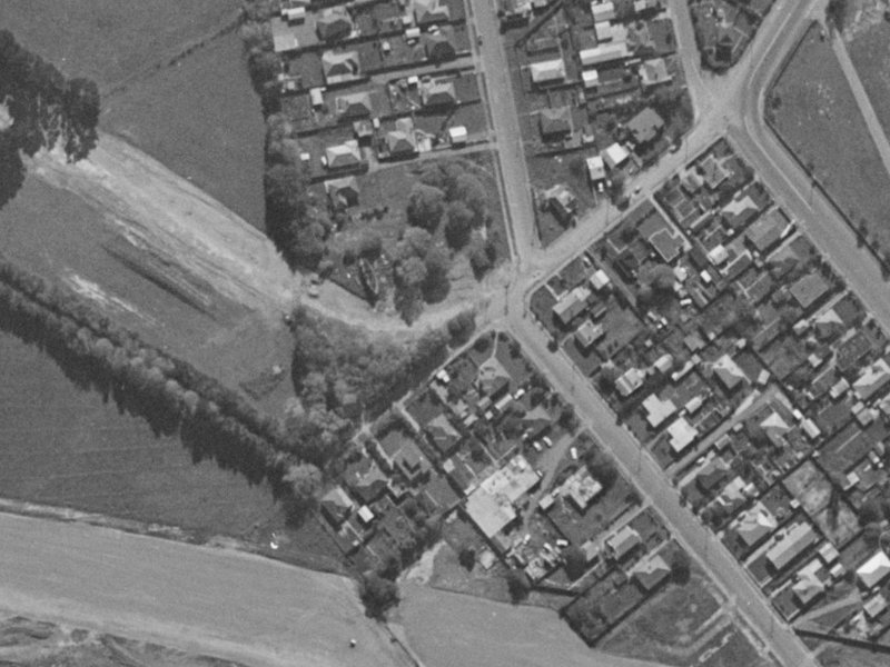 10 Halls Place from the air, 1970-1974
