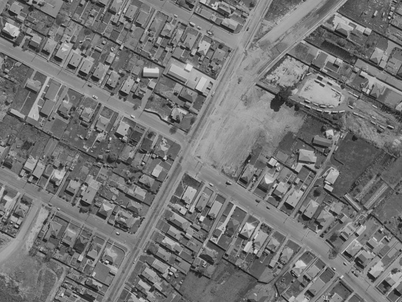 122-138 Ensors Road from the air, 1970-1974