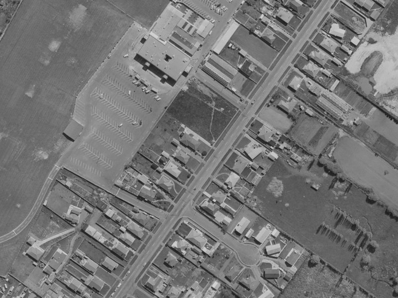 37 Hargood Street from the air, 1970-1974