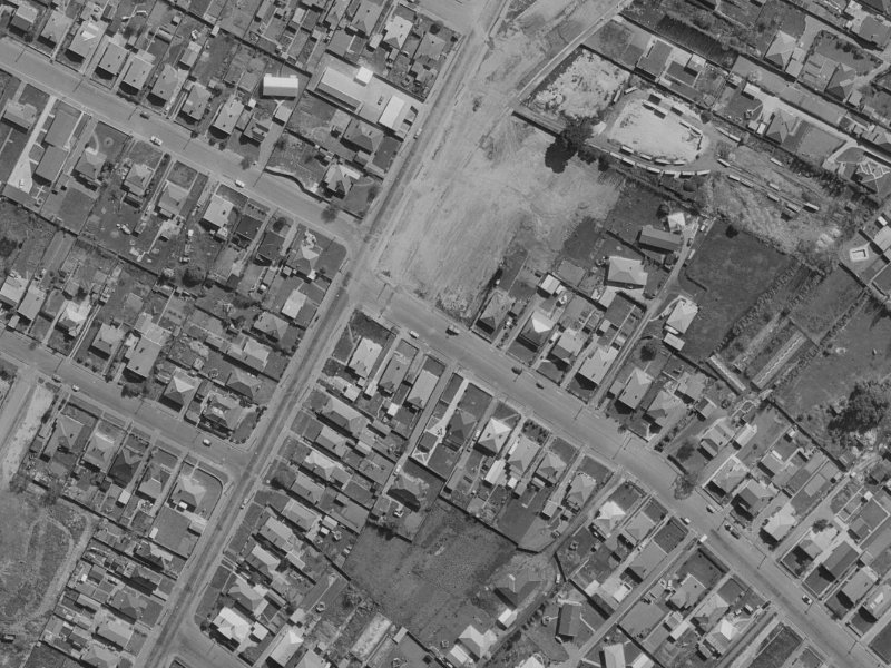 10 MacKenzie Avenue from the air, 1970-1974