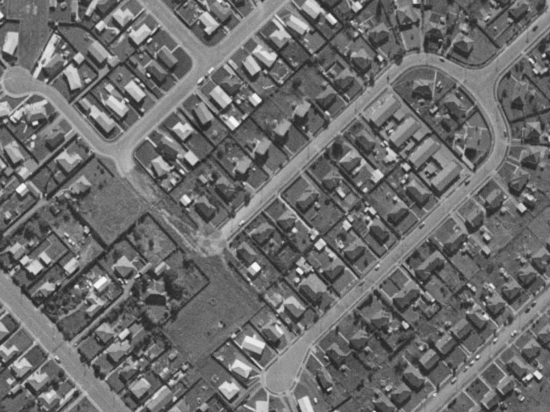 6 Dickson Crescent from the air, 1970-1974