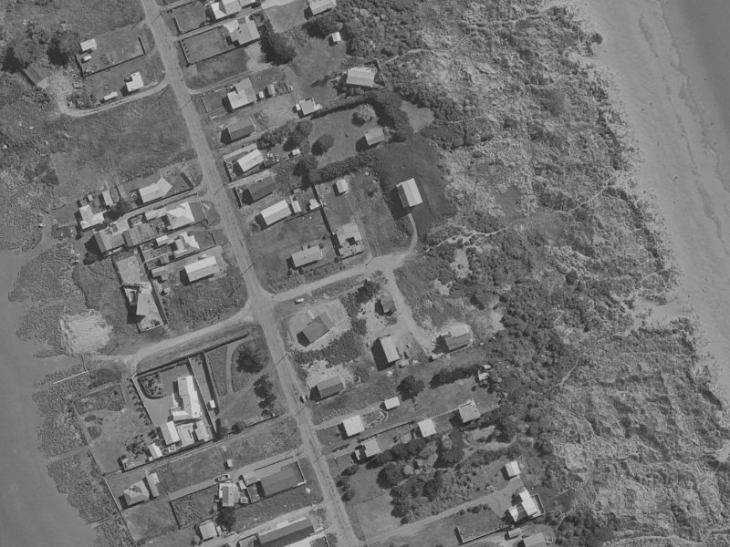 14 Penguin Street from the air, 1970-1974