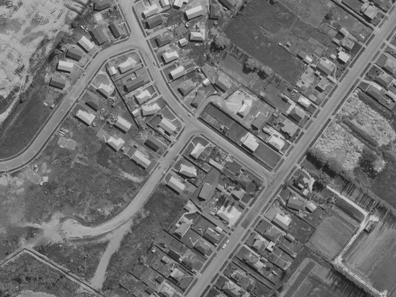 9 Clydesdale Street from the air, 1970-1974