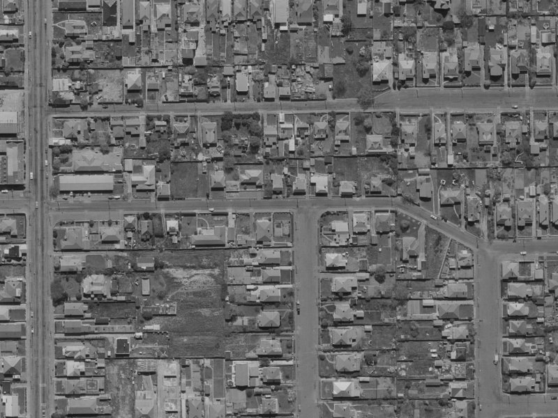 31 Ruskin Street from the air, 1970-1974