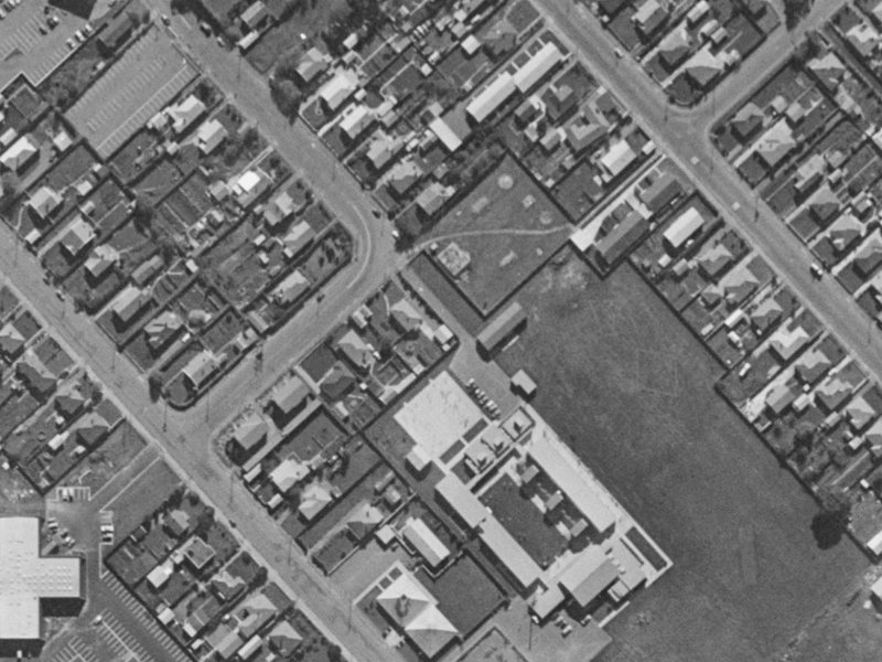 31 Tower Street from the air, 1970-1974