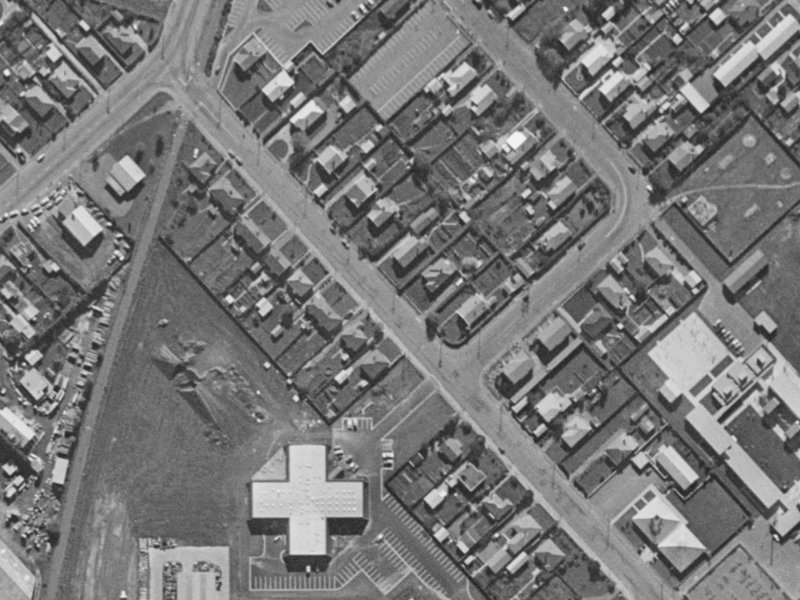 13 Amyes Road from the air, 1970-1974