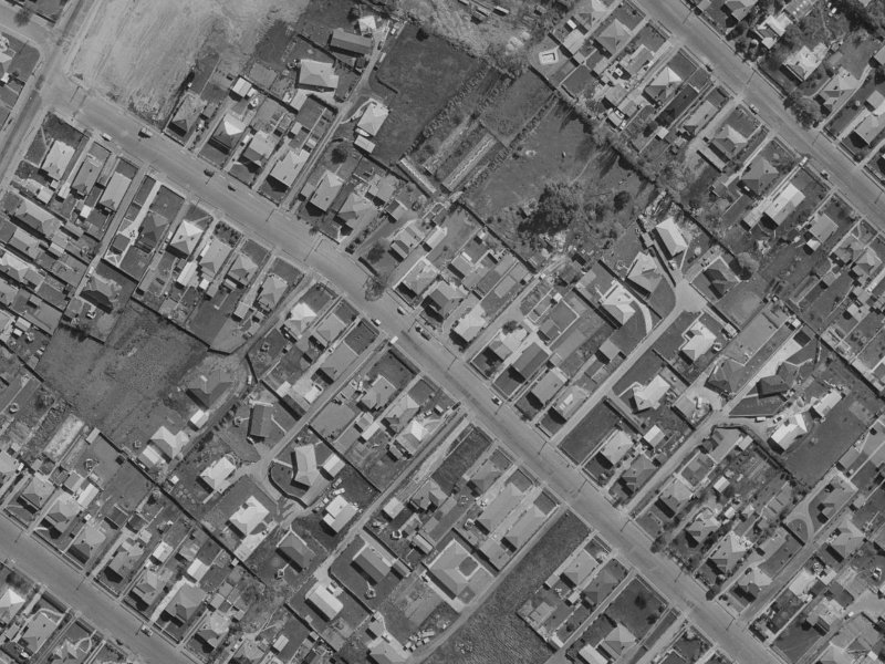 41 MacKenzie Avenue from the air, 1970-1974