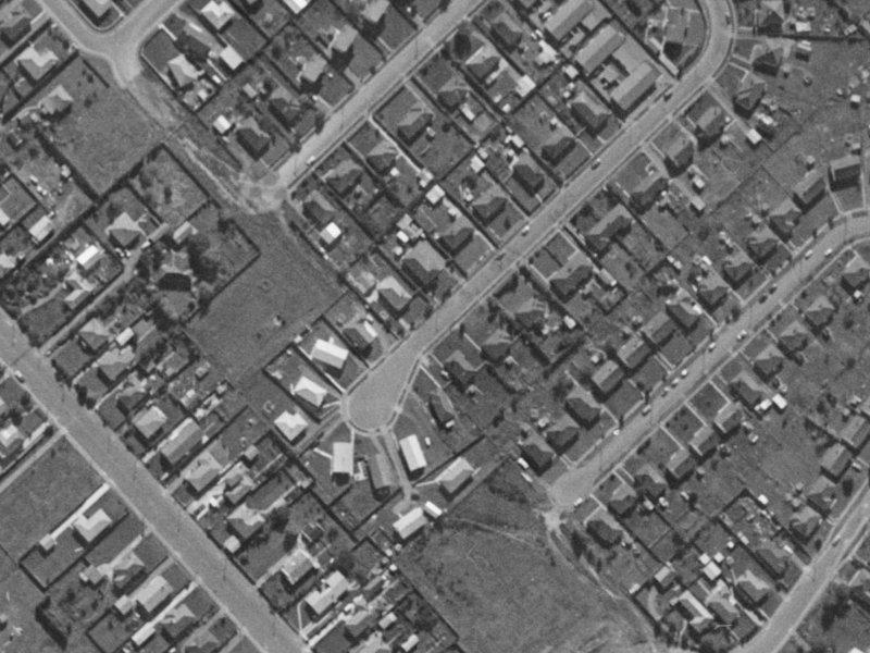 55A Dickson Crescent from the air, 1970-1974