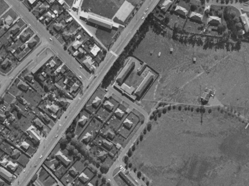 6 Corsair Drive from the air, 1970-1974
