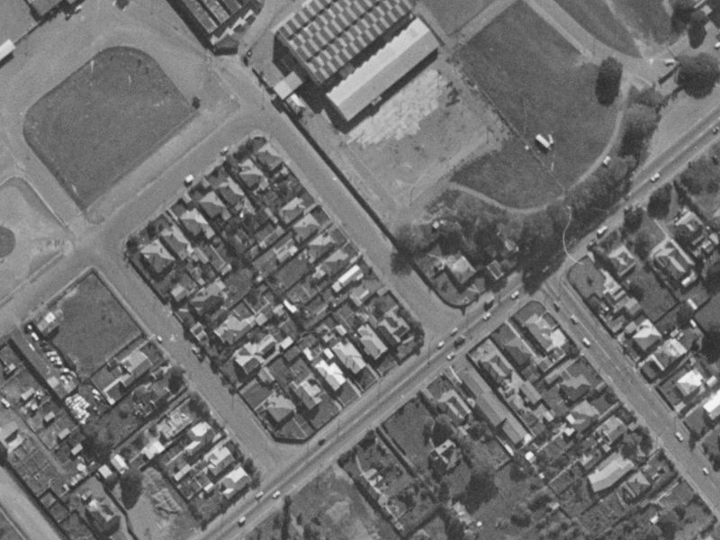 5 Twigger Street from the air, 1970-1974