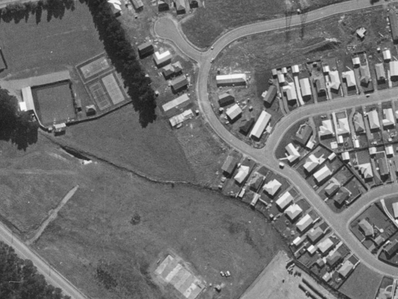 71 Denise Crescent from the air, 1970-1974