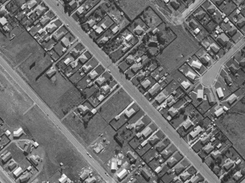 61 Neill Street from the air, 1970-1974