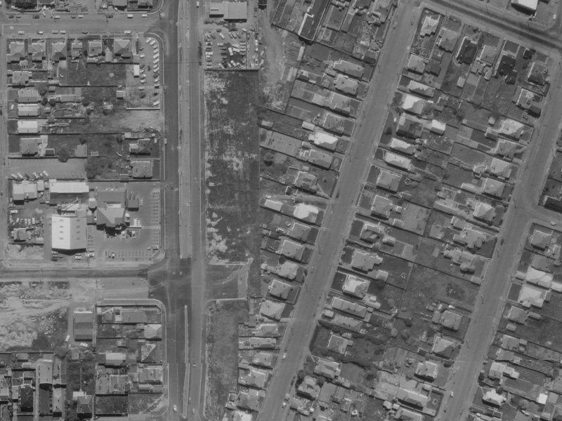 17 Defoe Place from the air, 1970-1974