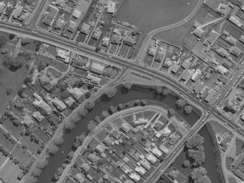 10–20 Richardson Terrace from the air, 1970-1974