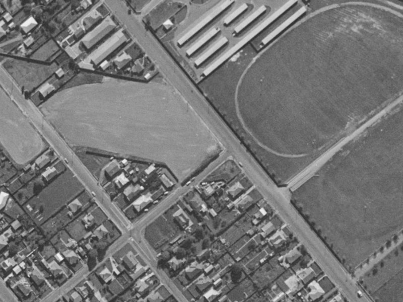 21 Hillmorton Street from the air, 1970-1974