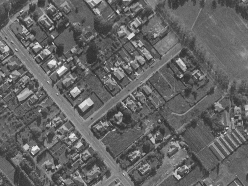 30 Taramea Place from the air, 1970-1974