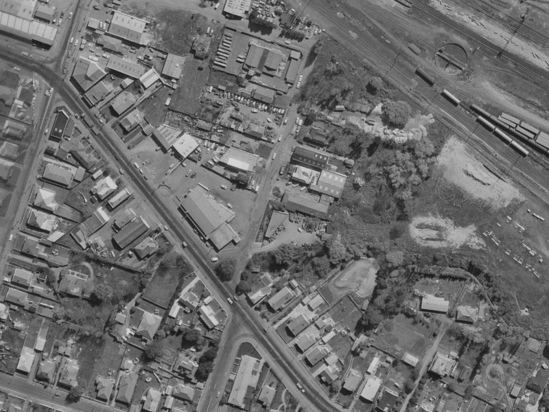 2/6 Raycroft Street from the air, 1970-1974