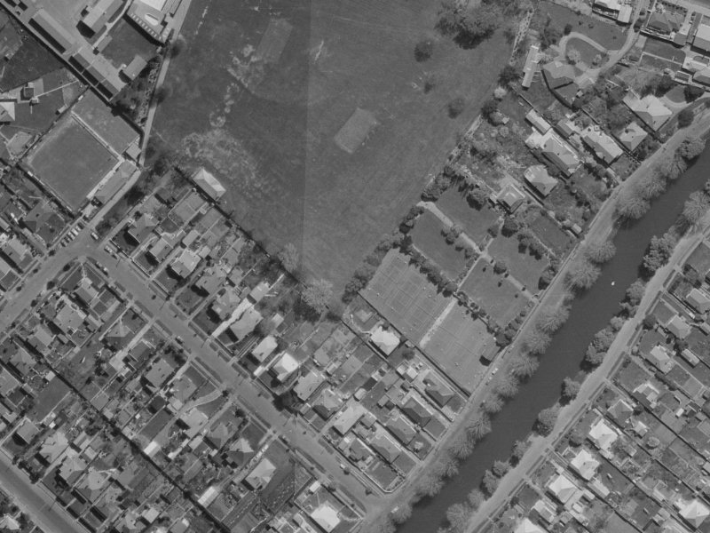 39A Silvester Street from the air, 1970-1974