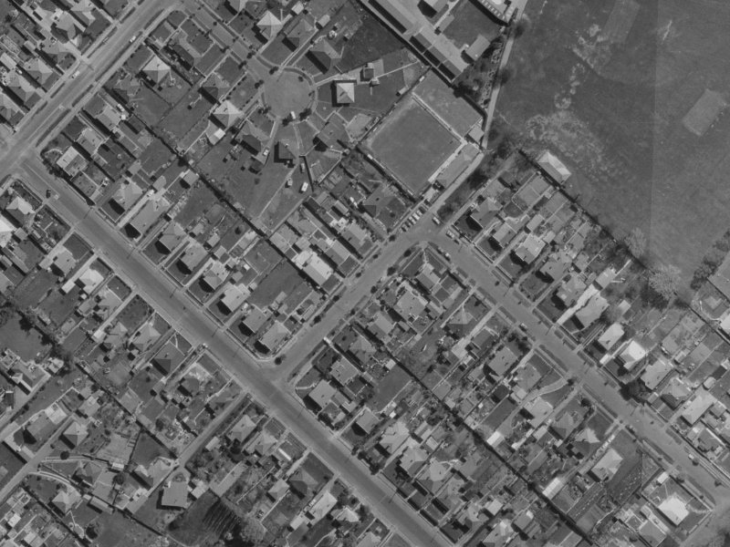 9 Silvester Street from the air, 1970-1974