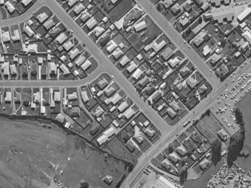 9 Skerten Avenue from the air, 1970-1974
