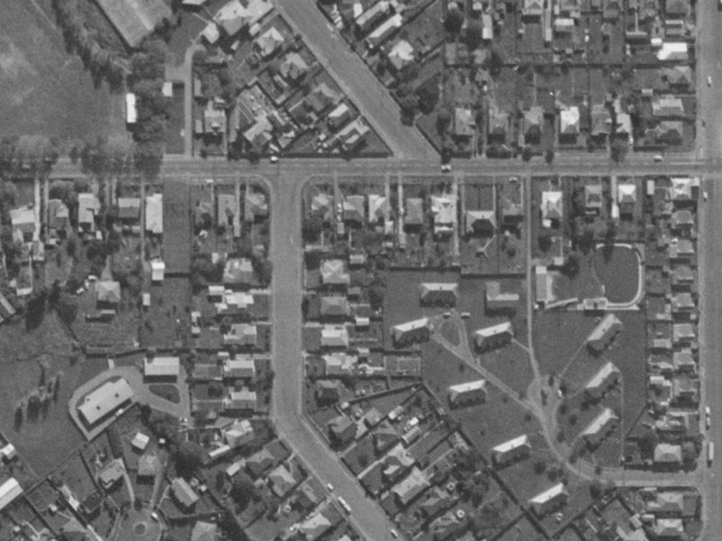 47 Andrews Crescent from the air, 1970-1974