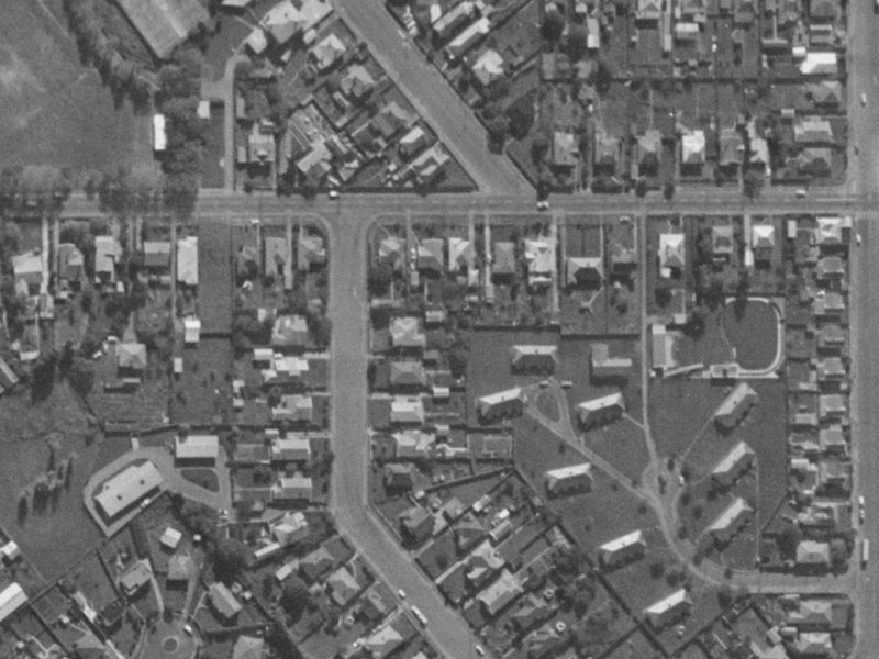 26 Rowallan Lane from the air, 1970-1974