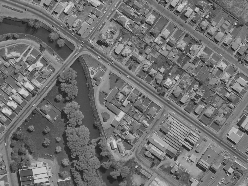 566 Ferry Road from the air, 1970-1974