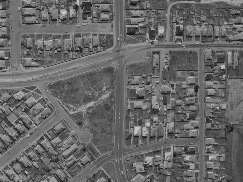 208D 208D from the air, 1970-1974