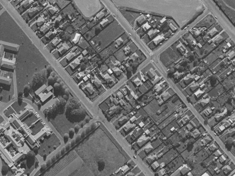 8 Hillmorton Street from the air, 1970-1974