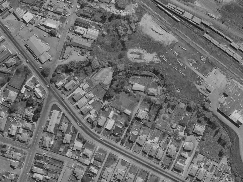 489-497 Brougham Street from the air, 1970-1974